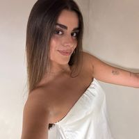 caarlotaagomezz