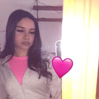 kira_laraa