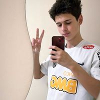 q8tn6