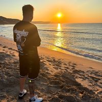 _adrian365