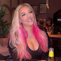sara_pinky94