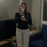 christinab410