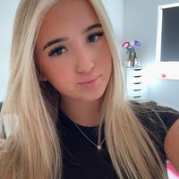 kellyloubrwn