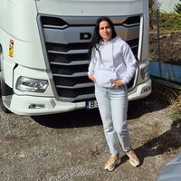 carmenelenatrandafir