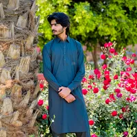 Bichra Kuch is ada sy kah rut hi badal gai