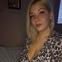 bernadettholdosi