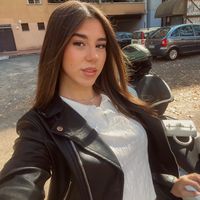 _.gretaa_____