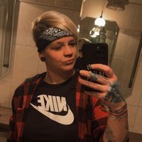 elli_nadine