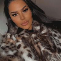 laura__jones
