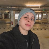 napineis_nero