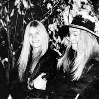 Mötley takes you away