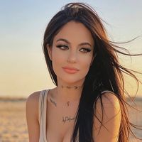 zahira48