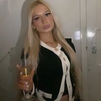 evie_hirons