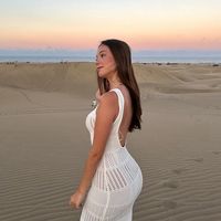angela.reyero