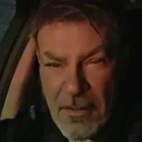 Τα χείλη σου όσα κ αν πουν