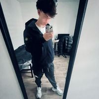 ur9_baby
