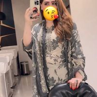 zoyaa78600