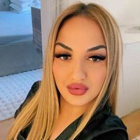 nicolie2748