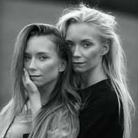 nikkiandnia