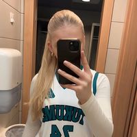 selegoovicaamanda