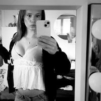 nell.y