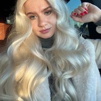 blonde_at_home7