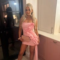 leah_dobson1