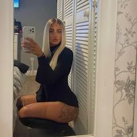 lillyarnawatsonn