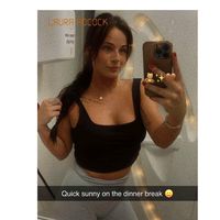 lauraadcockxx