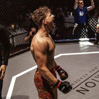 isac_mma_fighter