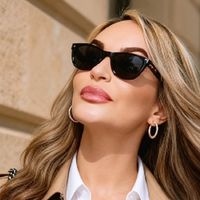 helenbella230
