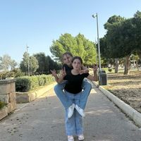 eshielle18