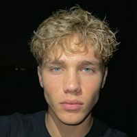 liam_ascend