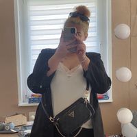 emelie.zrb