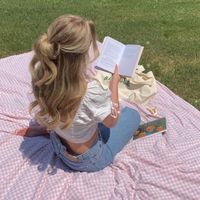 elliereadss_
