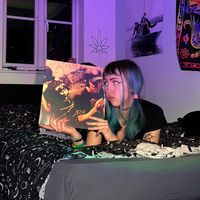 phoebeisveryhot