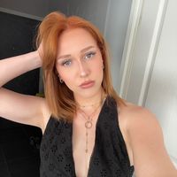 chloe_crtln