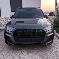_audi.sq7_