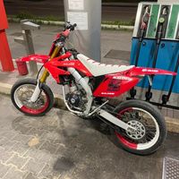 hmale76