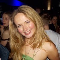 bettyyjones