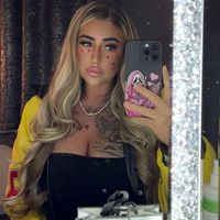 nikkicrossan