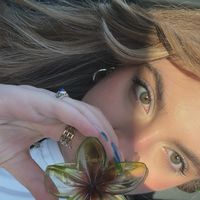 flo_xvi