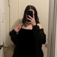 selly_8900