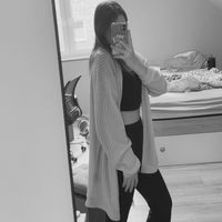 48351_laura