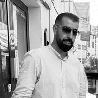 elie042481
