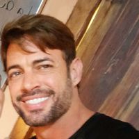 willybombonlatino