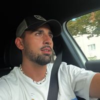 novello_adrian
