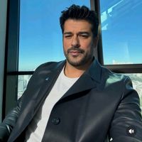 burak_ozcivit.fanpage41