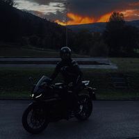 yzf_leon1
