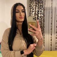 andreea__n30